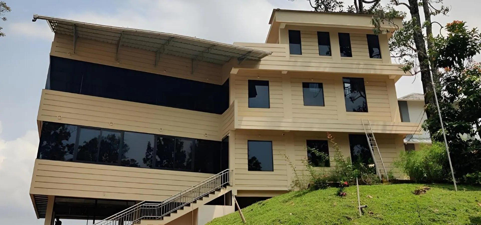 Beauty Spot Munnar Hotel